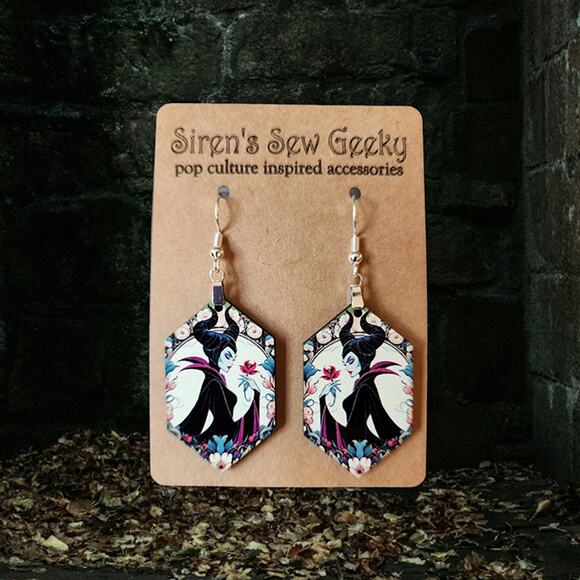 Maleficent Disney Villain Earrings - Picture 1 of 3